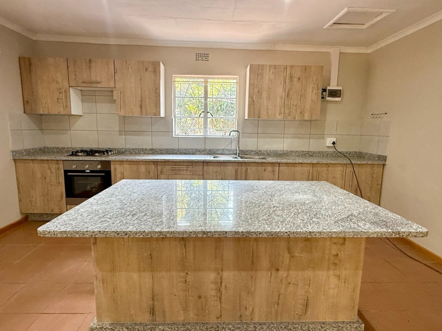 To Let 2 Bedroom Property for Rent in White River AH Mpumalanga