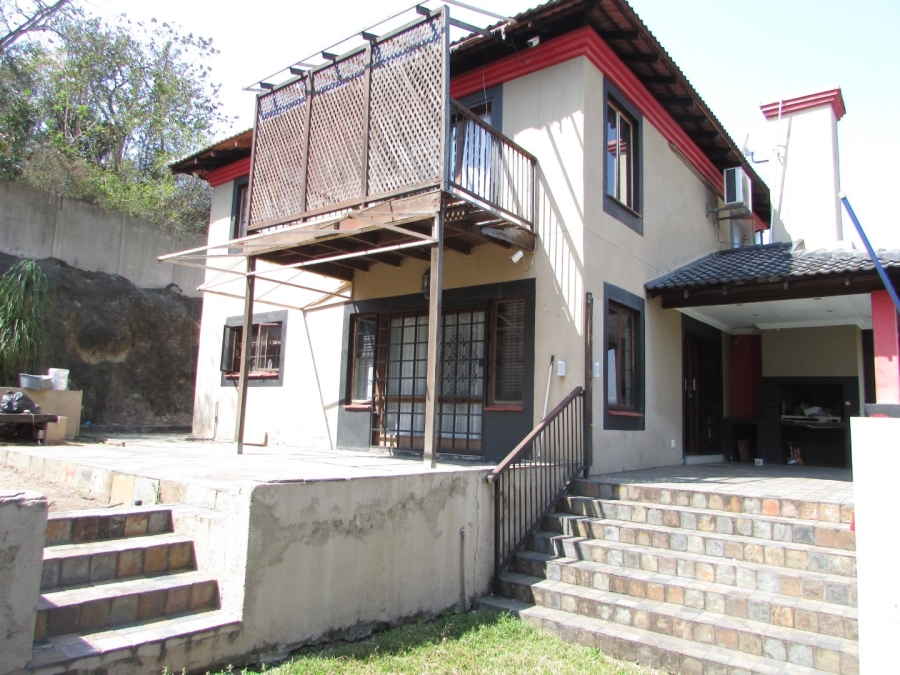 4 Bedroom Property for Sale in Stonehenge Ext 1 Mpumalanga