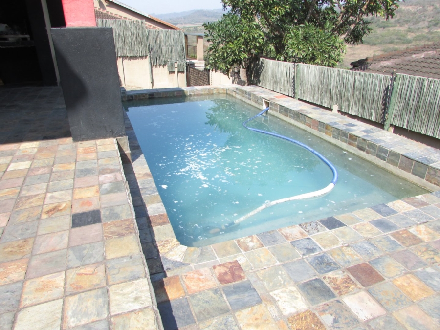 4 Bedroom Property for Sale in Stonehenge Ext 1 Mpumalanga