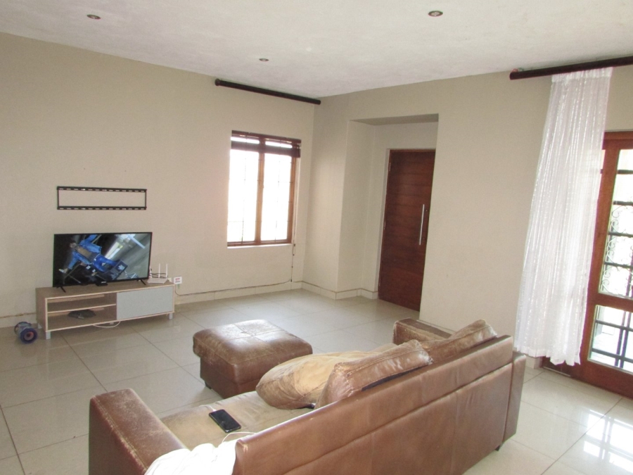 4 Bedroom Property for Sale in Stonehenge Ext 1 Mpumalanga