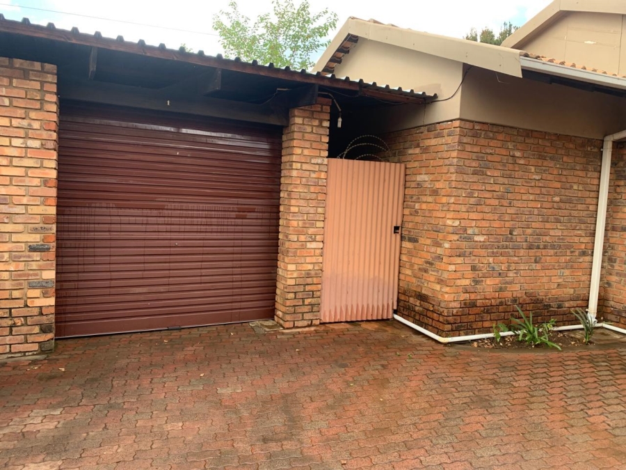 1 Bedroom Property for Sale in Lydenburg Mpumalanga
