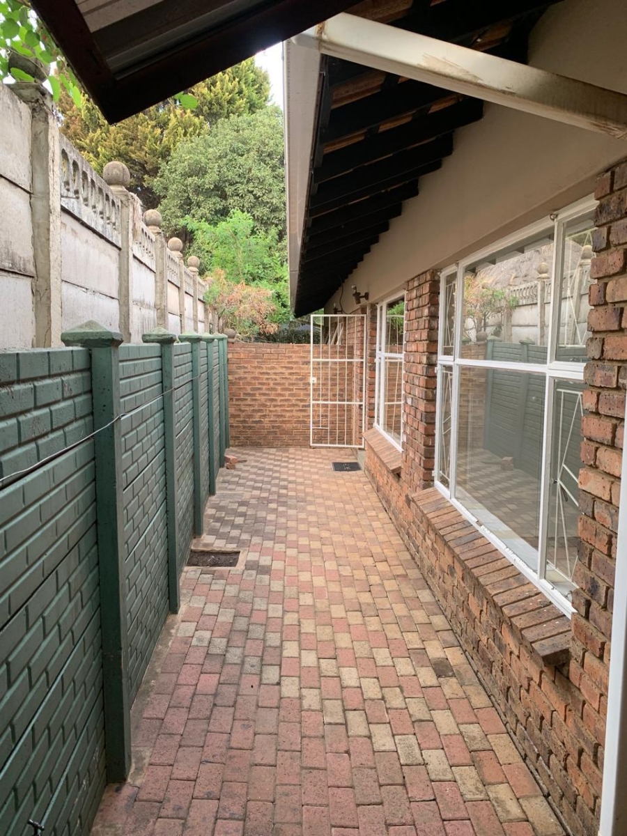 1 Bedroom Property for Sale in Lydenburg Mpumalanga
