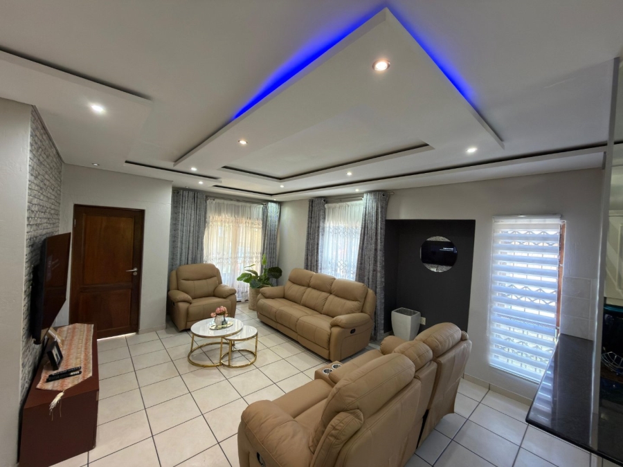 3 Bedroom Property for Sale in Stonehenge Ext 1 Mpumalanga