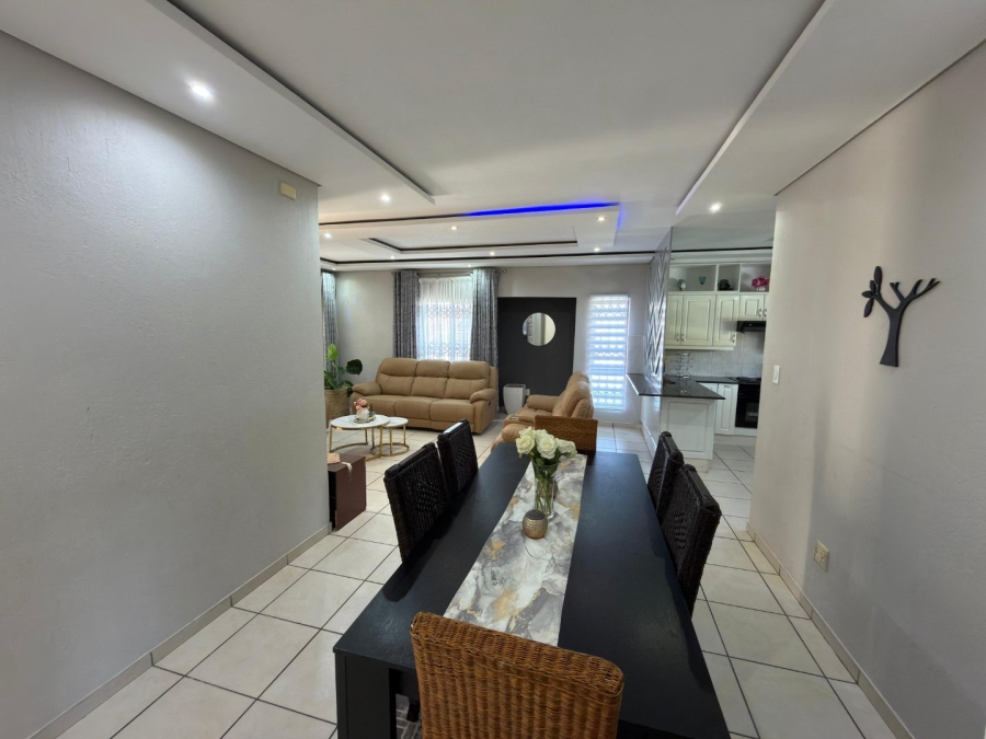 3 Bedroom Property for Sale in Stonehenge Ext 1 Mpumalanga