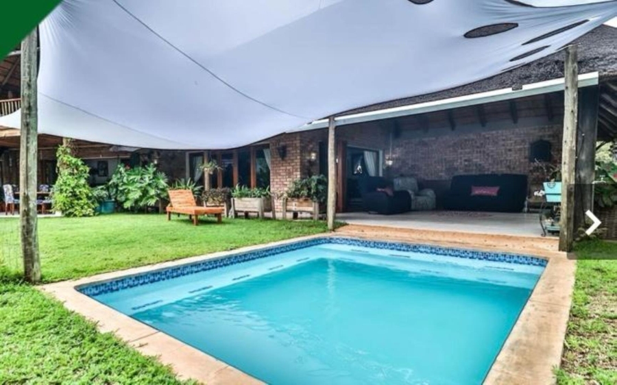 5 Bedroom Property for Sale in Marloth Park Mpumalanga