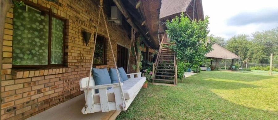 5 Bedroom Property for Sale in Marloth Park Mpumalanga