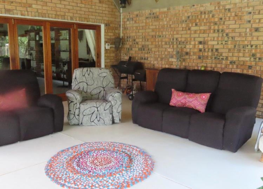5 Bedroom Property for Sale in Marloth Park Mpumalanga