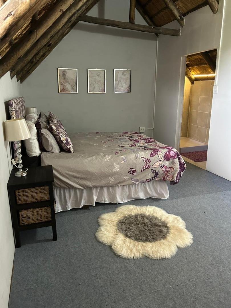 5 Bedroom Property for Sale in Marloth Park Mpumalanga
