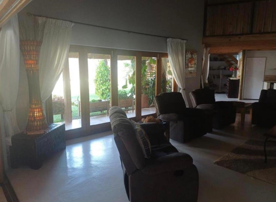 5 Bedroom Property for Sale in Marloth Park Mpumalanga
