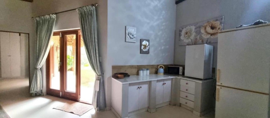 5 Bedroom Property for Sale in Marloth Park Mpumalanga