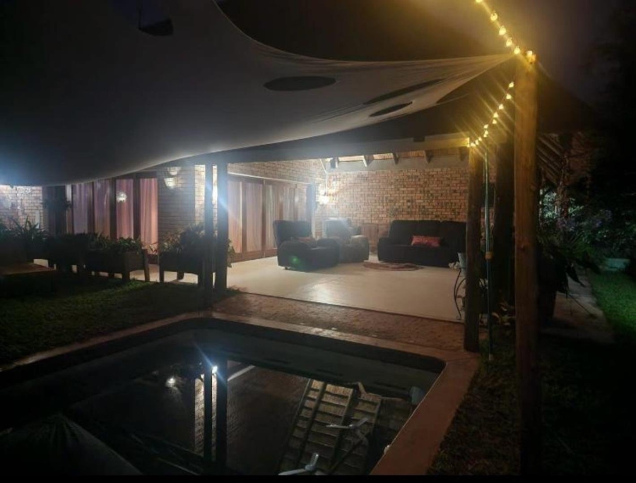 5 Bedroom Property for Sale in Marloth Park Mpumalanga