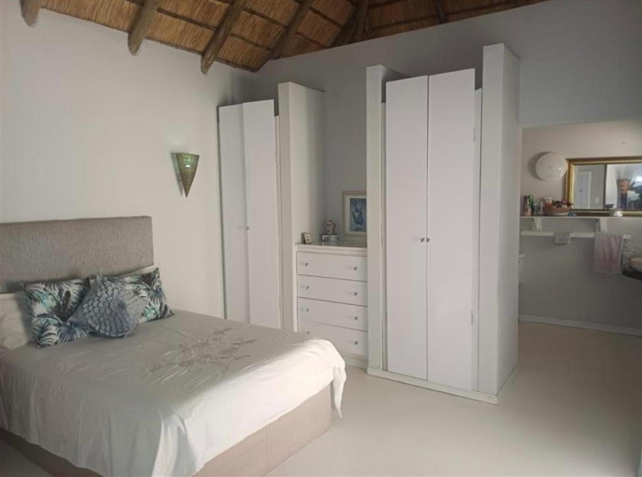 5 Bedroom Property for Sale in Marloth Park Mpumalanga