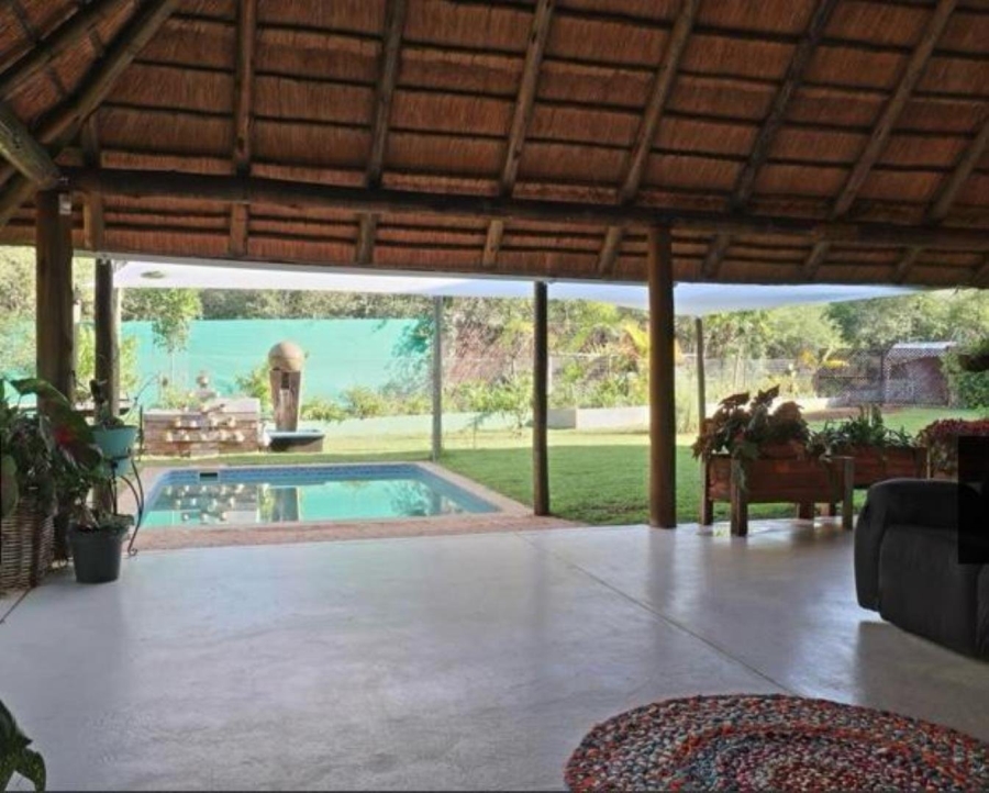 5 Bedroom Property for Sale in Marloth Park Mpumalanga