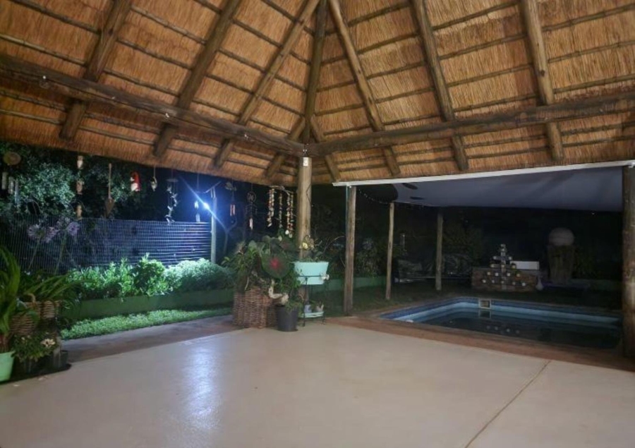 5 Bedroom Property for Sale in Marloth Park Mpumalanga