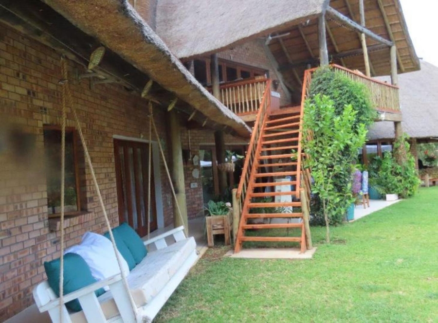 5 Bedroom Property for Sale in Marloth Park Mpumalanga