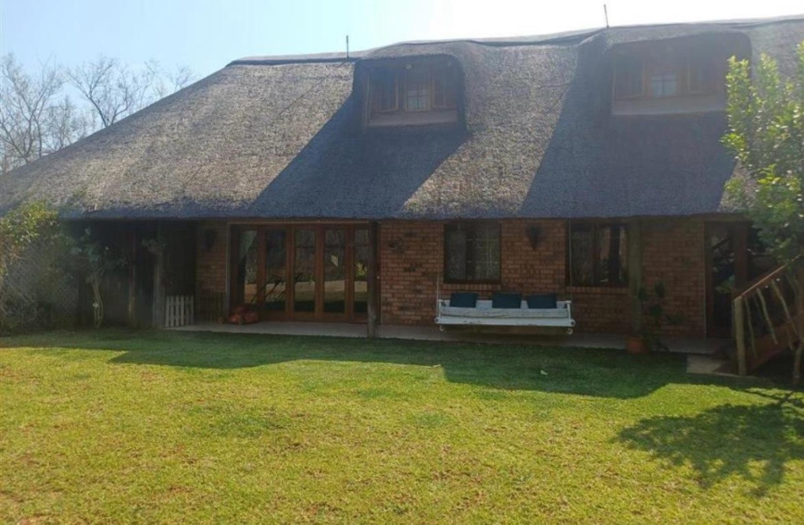 5 Bedroom Property for Sale in Marloth Park Mpumalanga