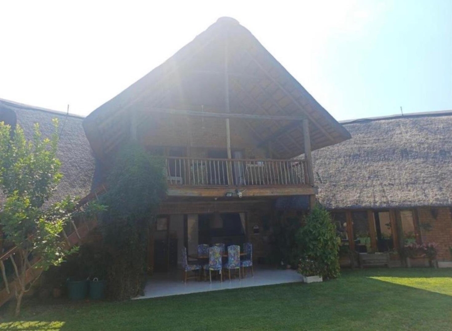 5 Bedroom Property for Sale in Marloth Park Mpumalanga