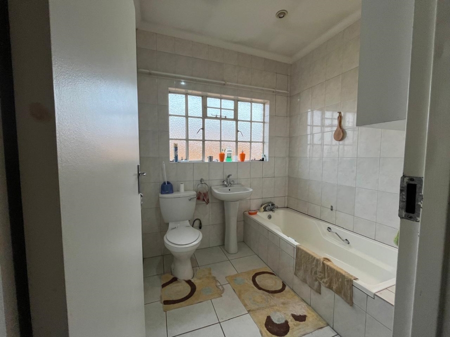 3 Bedroom Property for Sale in Standerton Mpumalanga