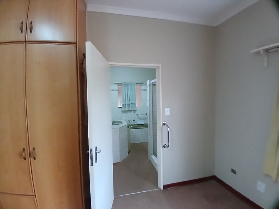 To Let Commercial Property for Rent in White River AH Mpumalanga