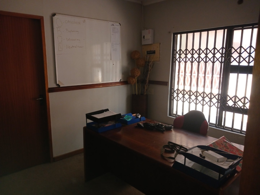 To Let Commercial Property for Rent in White River Mpumalanga