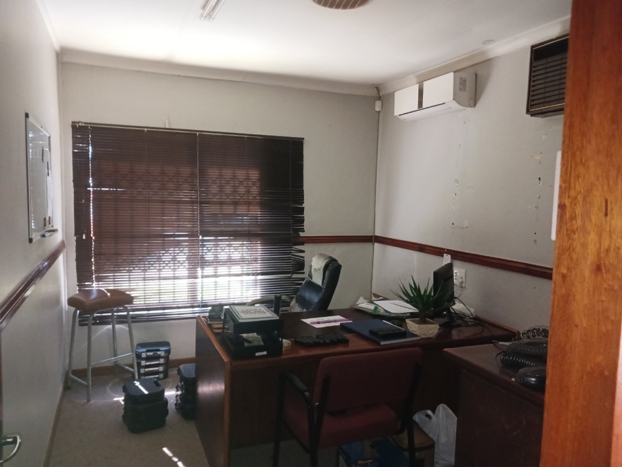 To Let Commercial Property for Rent in White River Mpumalanga
