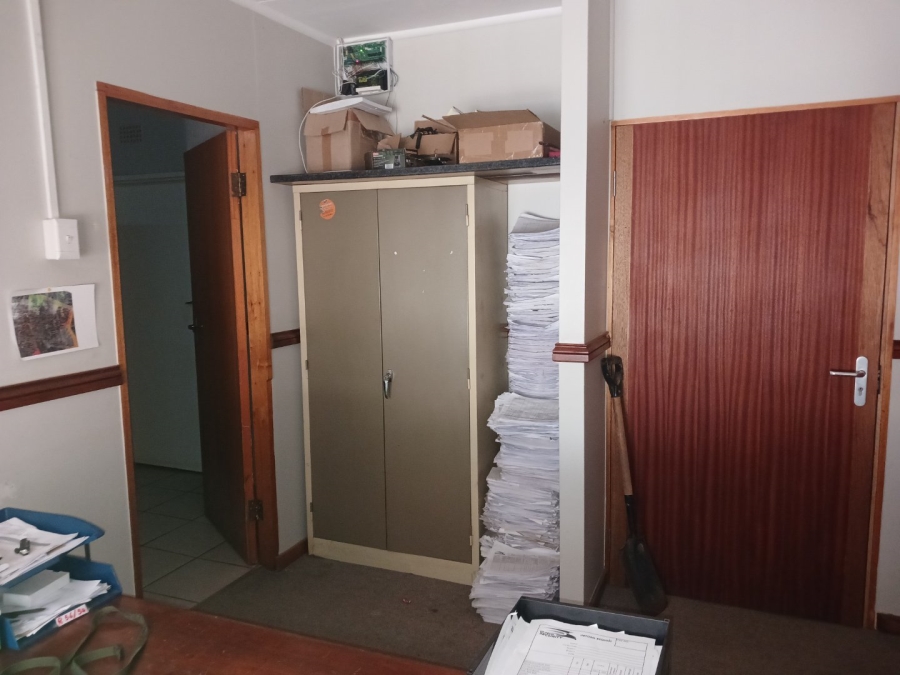 To Let Commercial Property for Rent in White River Mpumalanga
