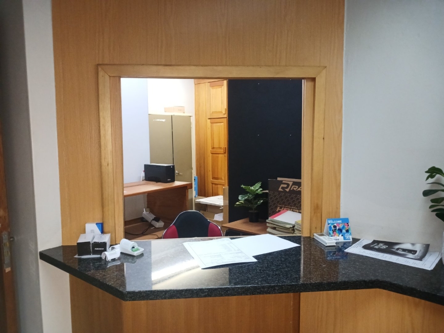 To Let Commercial Property for Rent in White River Mpumalanga