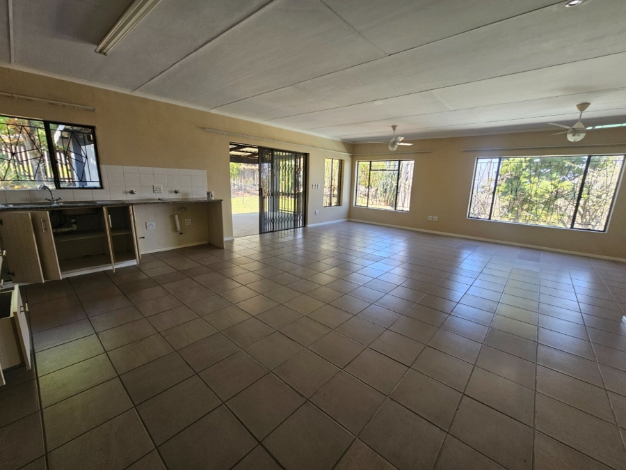 To Let  Bedroom Property for Rent in White River Rural Mpumalanga