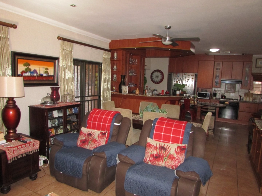 3 Bedroom Property for Sale in Stonehenge Ext 7 Mpumalanga