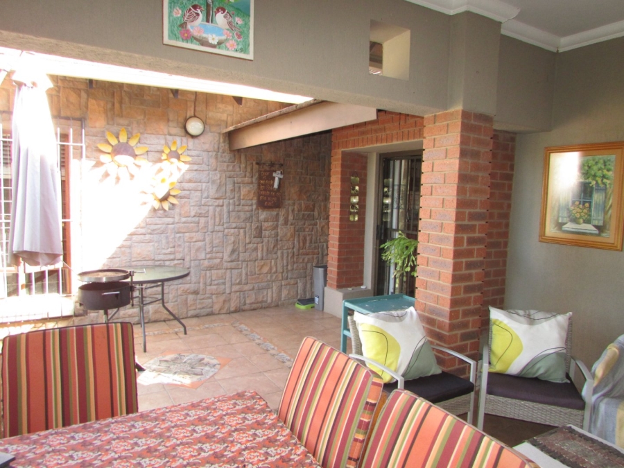 3 Bedroom Property for Sale in Stonehenge Ext 7 Mpumalanga