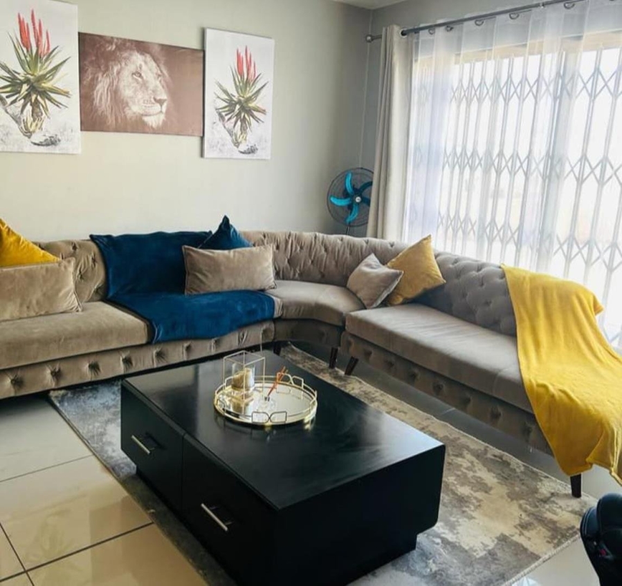 3 Bedroom Property for Sale in Jackaroo Park Mpumalanga