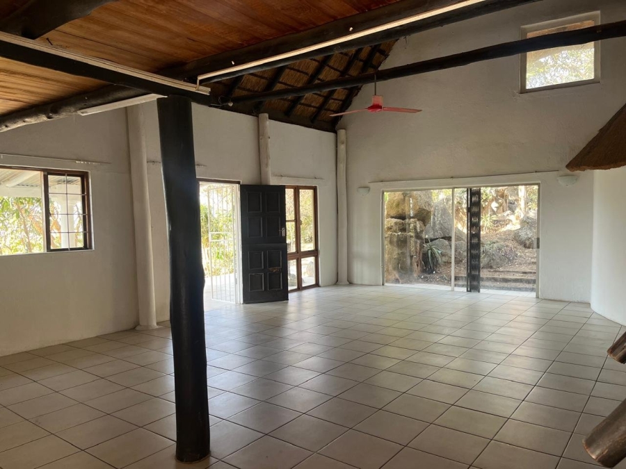 To Let Commercial Property for Rent in Drum Rock Industrial Park Mpumalanga