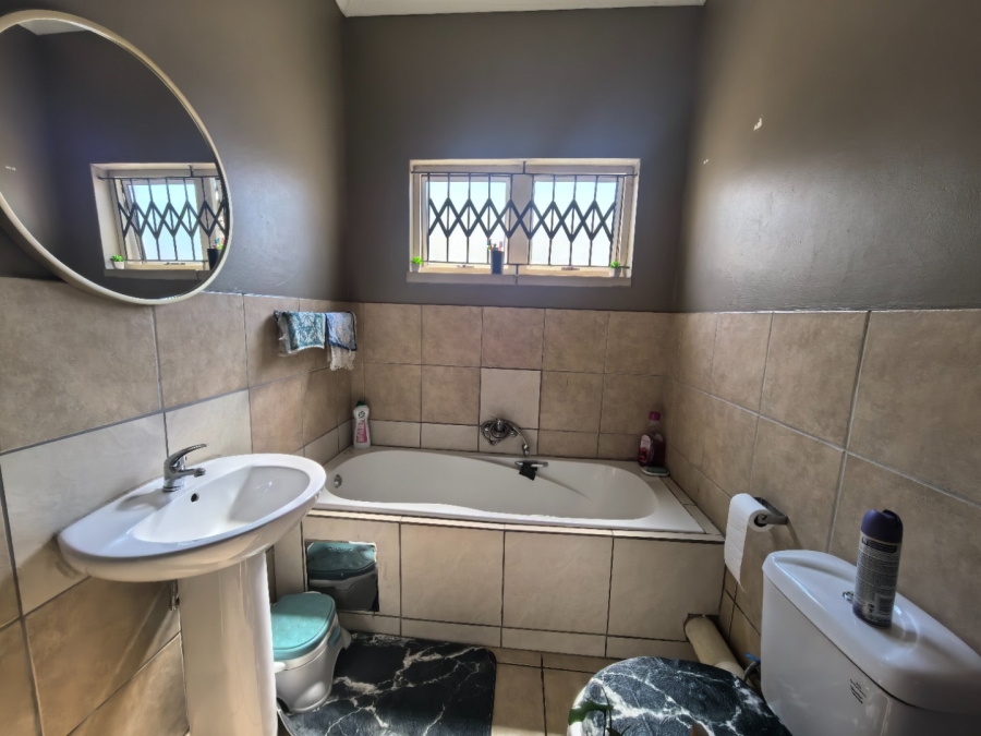3 Bedroom Property for Sale in Tasbet Park Ext 1 Mpumalanga