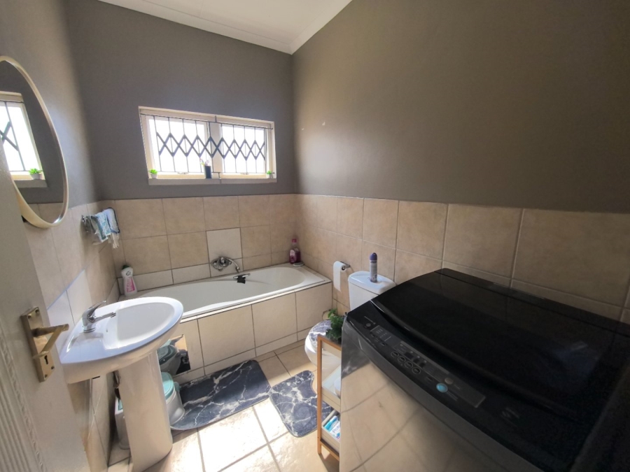 3 Bedroom Property for Sale in Tasbet Park Ext 1 Mpumalanga