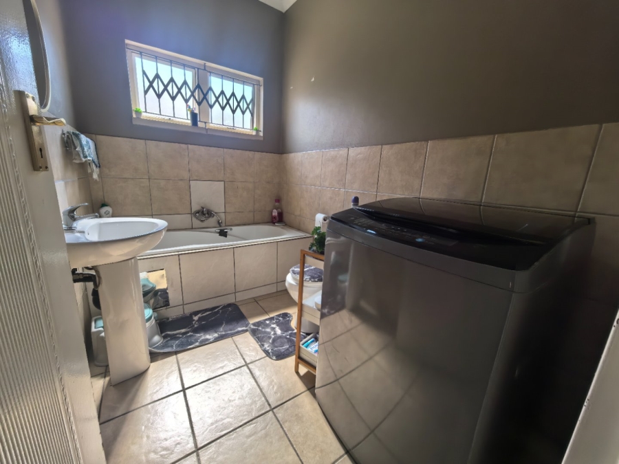 3 Bedroom Property for Sale in Tasbet Park Ext 1 Mpumalanga