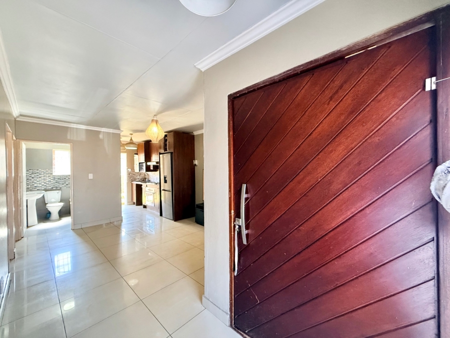 To Let 2 Bedroom Property for Rent in Nazareth Mpumalanga