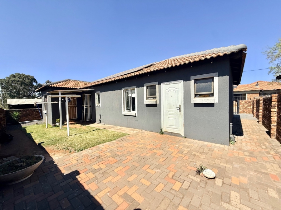 To Let 2 Bedroom Property for Rent in Nazareth Mpumalanga