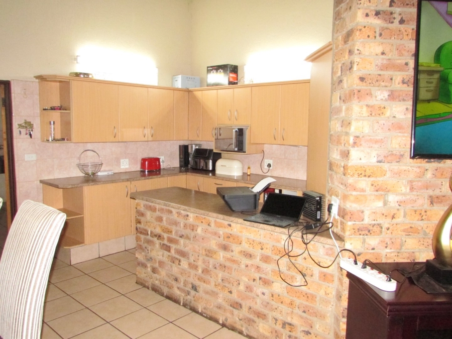 Commercial Property for Sale in White River Estates Mpumalanga