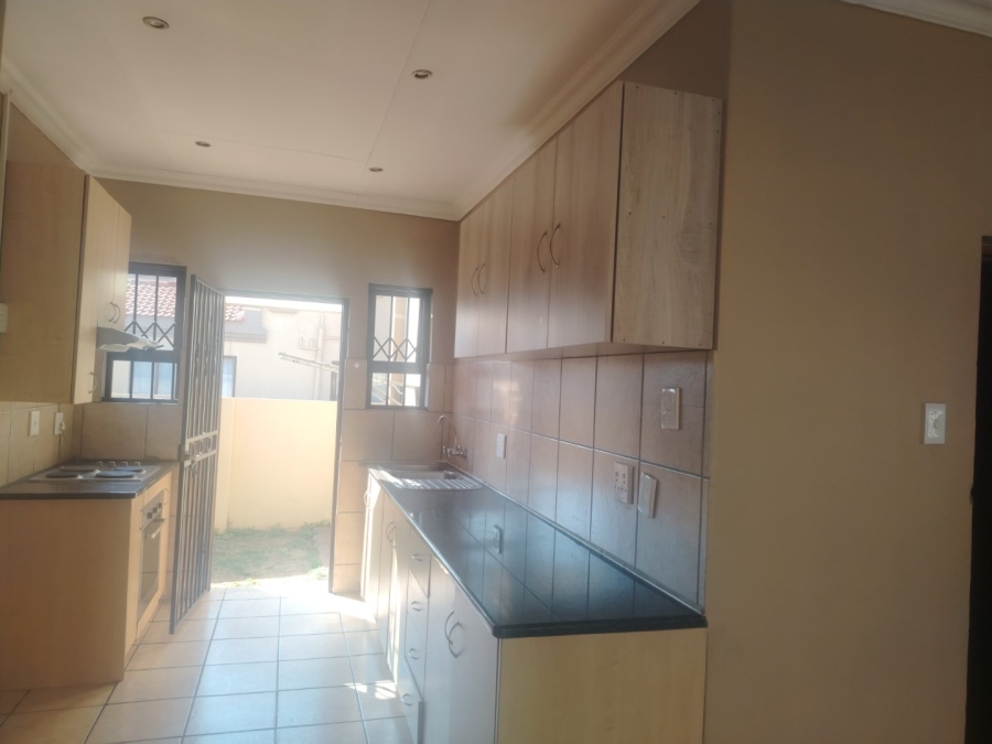 To Let 3 Bedroom Property for Rent in Reyno Ridge Mpumalanga