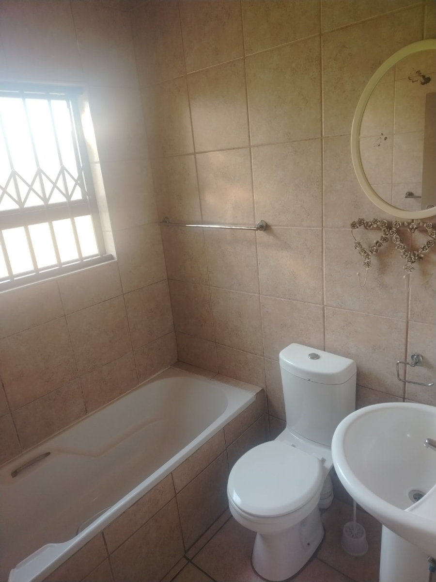 To Let 3 Bedroom Property for Rent in Reyno Ridge Mpumalanga