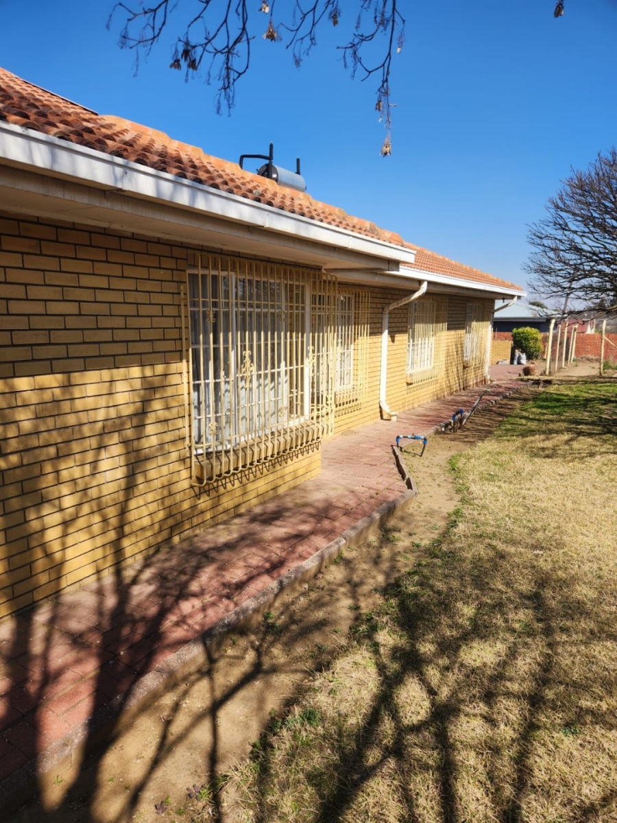 4 Bedroom Property for Sale in Standerton Mpumalanga