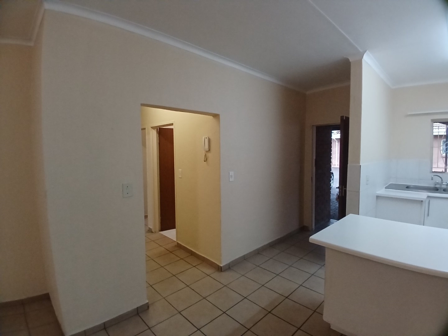 To Let 2 Bedroom Property for Rent in White River Mpumalanga