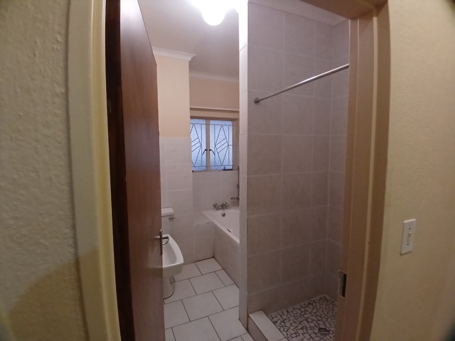 To Let 2 Bedroom Property for Rent in White River Mpumalanga