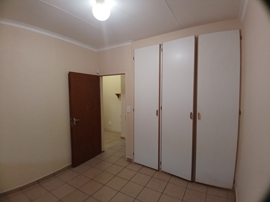 To Let 2 Bedroom Property for Rent in White River Mpumalanga