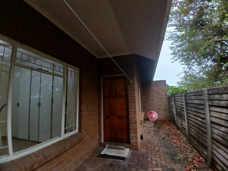 To Let 2 Bedroom Property for Rent in White River Mpumalanga