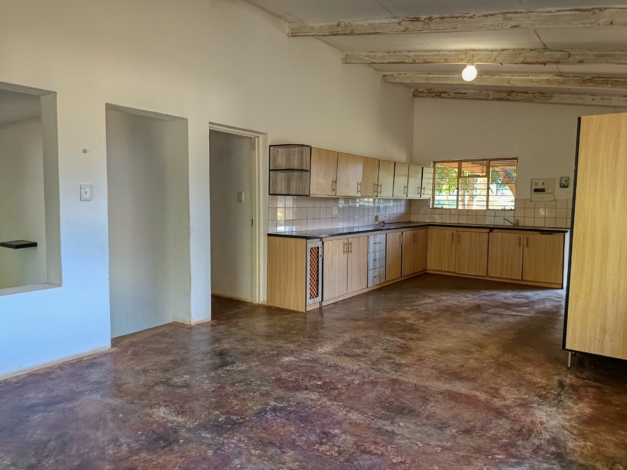 To Let 4 Bedroom Property for Rent in White River AH Mpumalanga