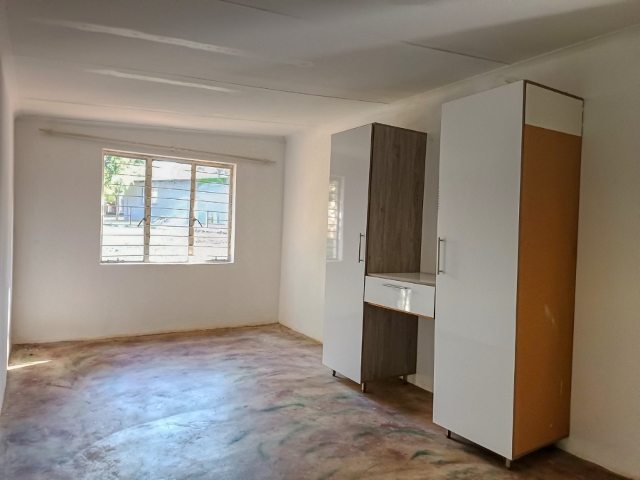 To Let 4 Bedroom Property for Rent in White River AH Mpumalanga