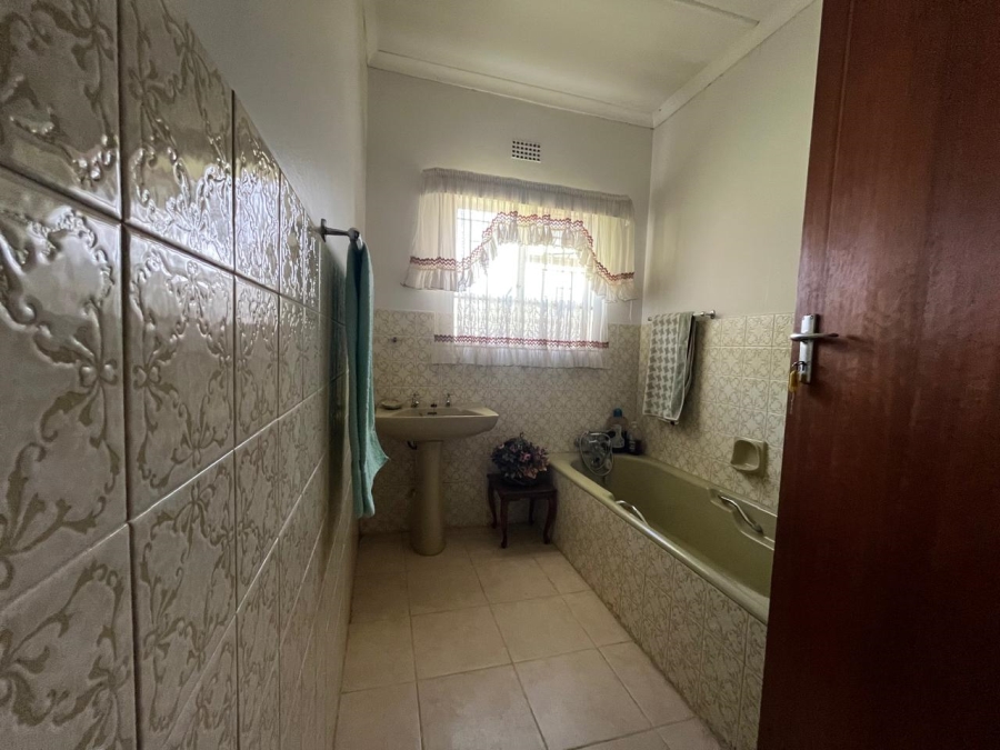 4 Bedroom Property for Sale in Standerton Mpumalanga