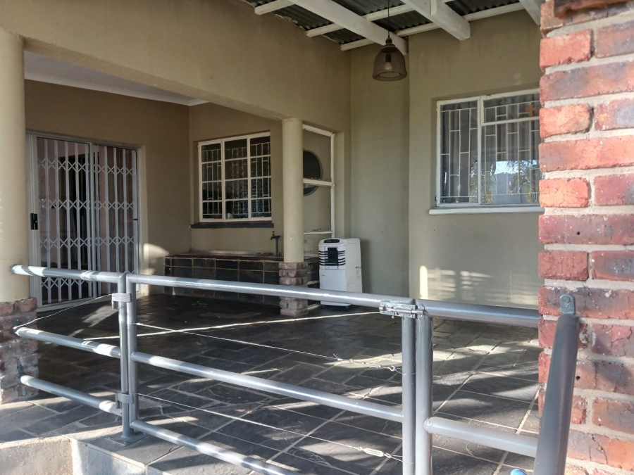 To Let 4 Bedroom Property for Rent in Rocky Drift Mpumalanga
