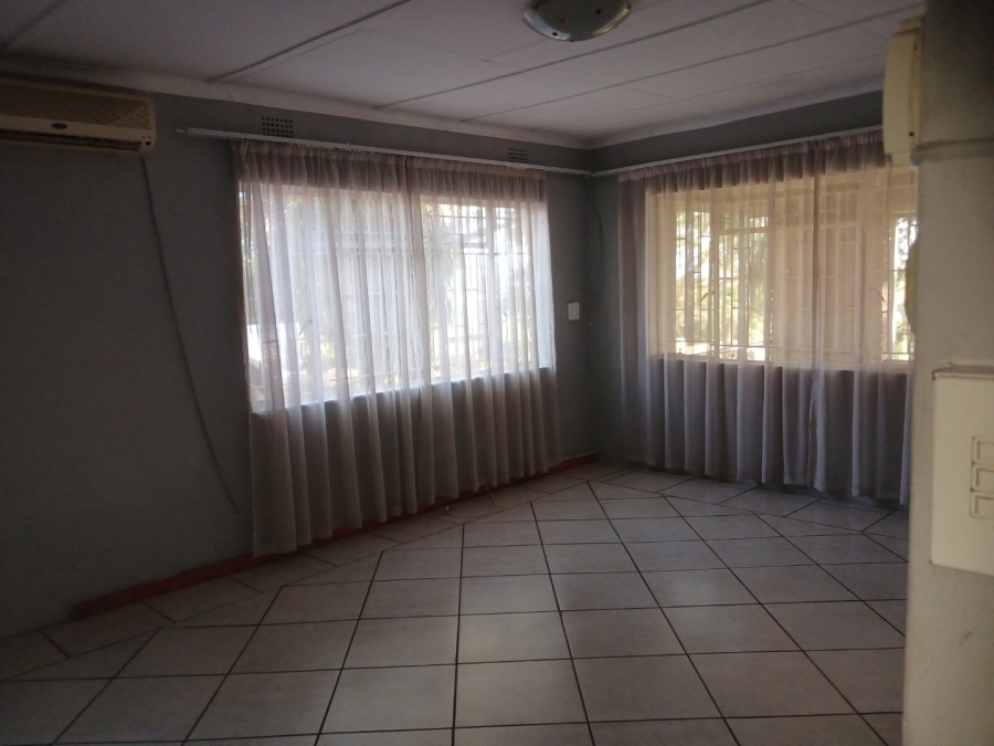 To Let 4 Bedroom Property for Rent in Rocky Drift Mpumalanga